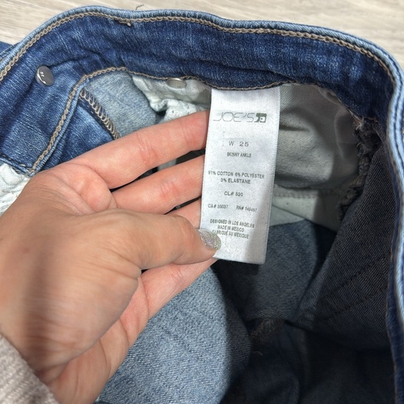 Joe's Jeans Blue Skinny ankle Distressed Denim size 25 - Picture 7 of 11